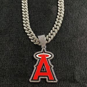 Los Angeles Angels 20 Inch Necklace Pendant Cuban Chain Link MLB Baseball